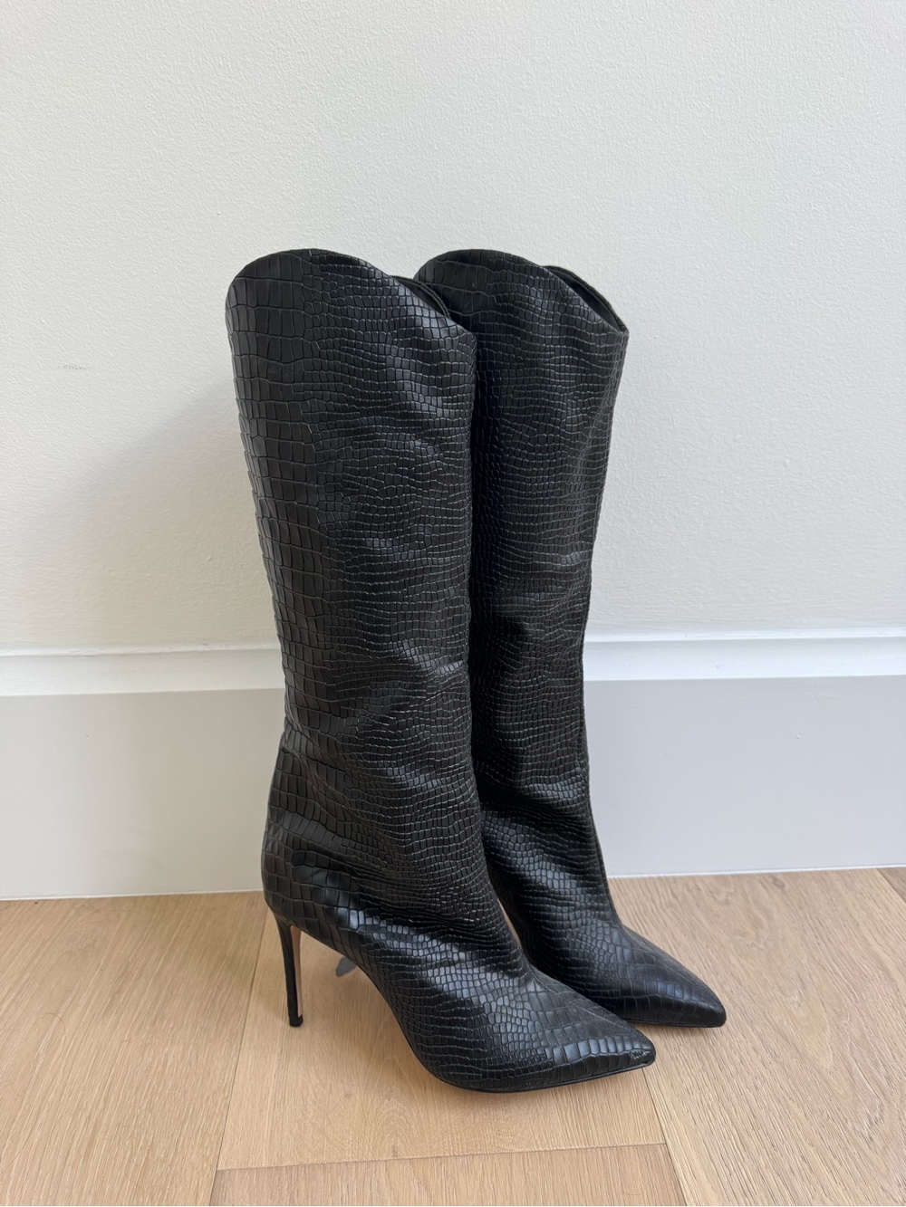 Maryana Pointed Toe Boot Schutz - Picture 2 of 11